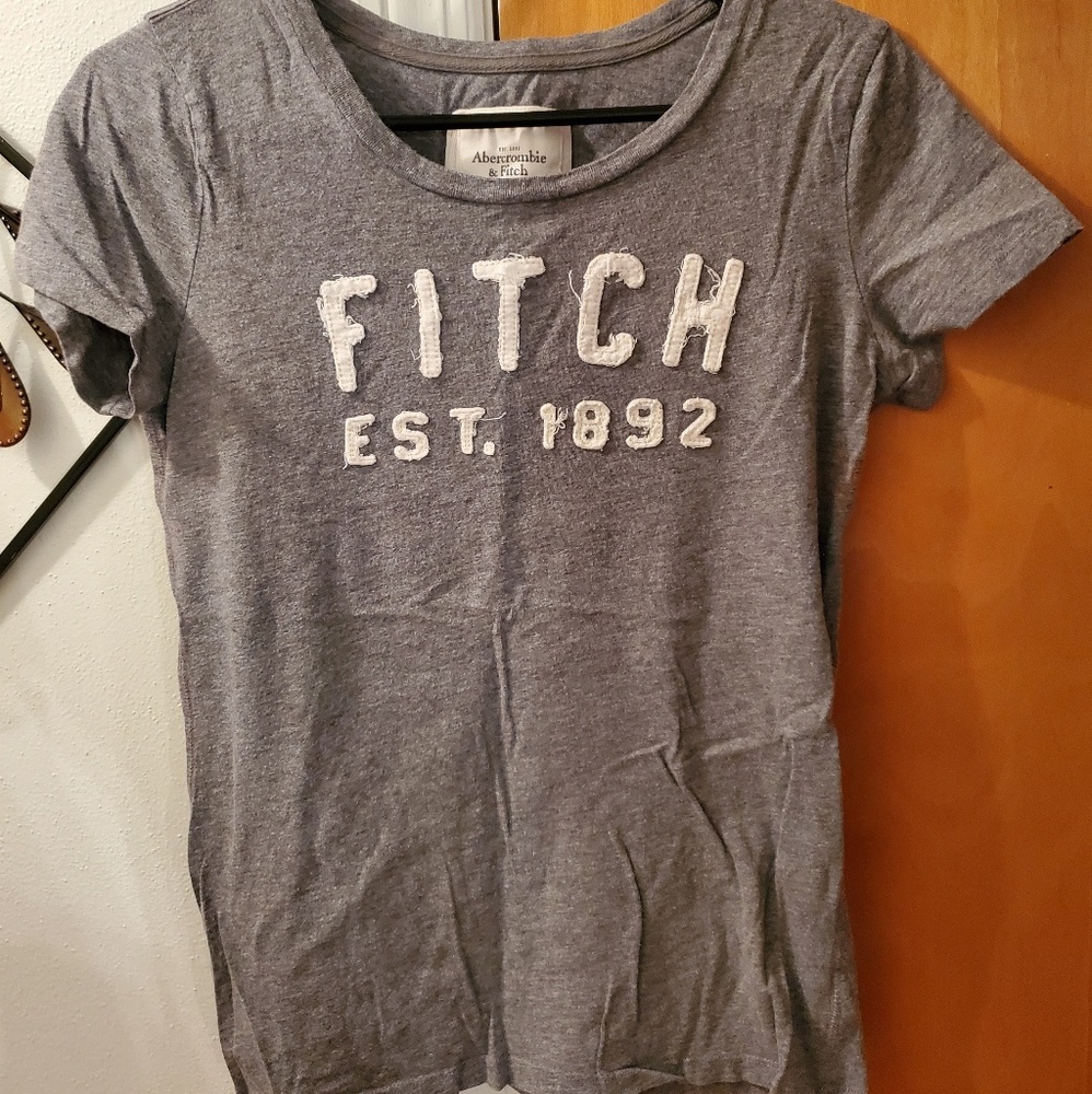 abercrombie and fitch Tshirt - Large